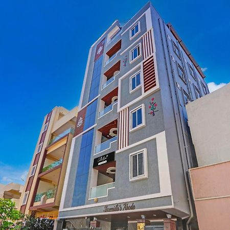 Готель Super Collection O Gachibowli Phase 2 Near Isb Екстер'єр фото