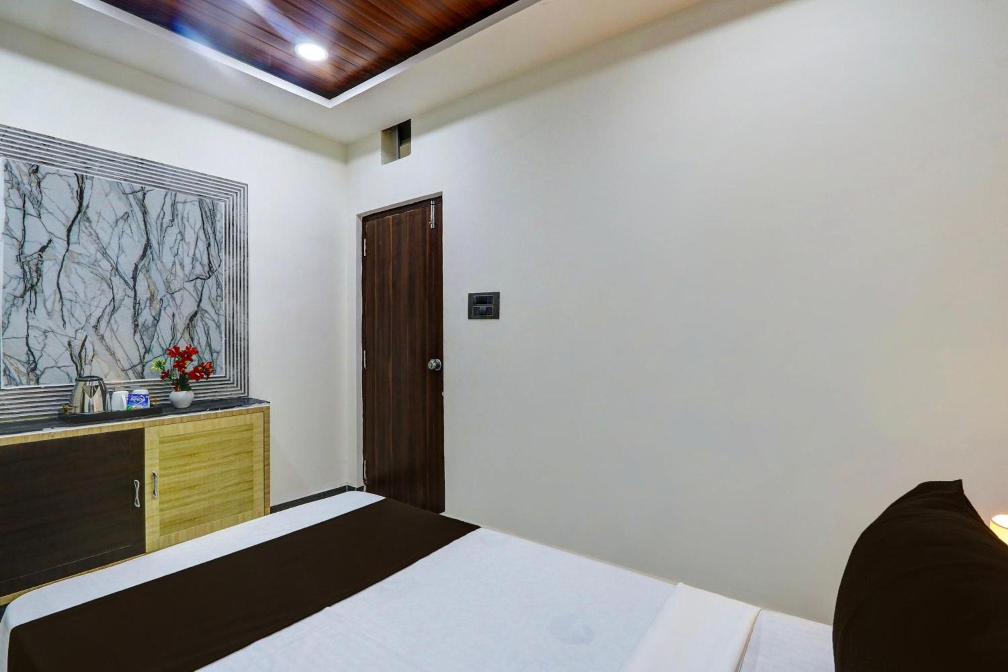 Готель Super Collection O Gachibowli Phase 2 Near Isb Екстер'єр фото